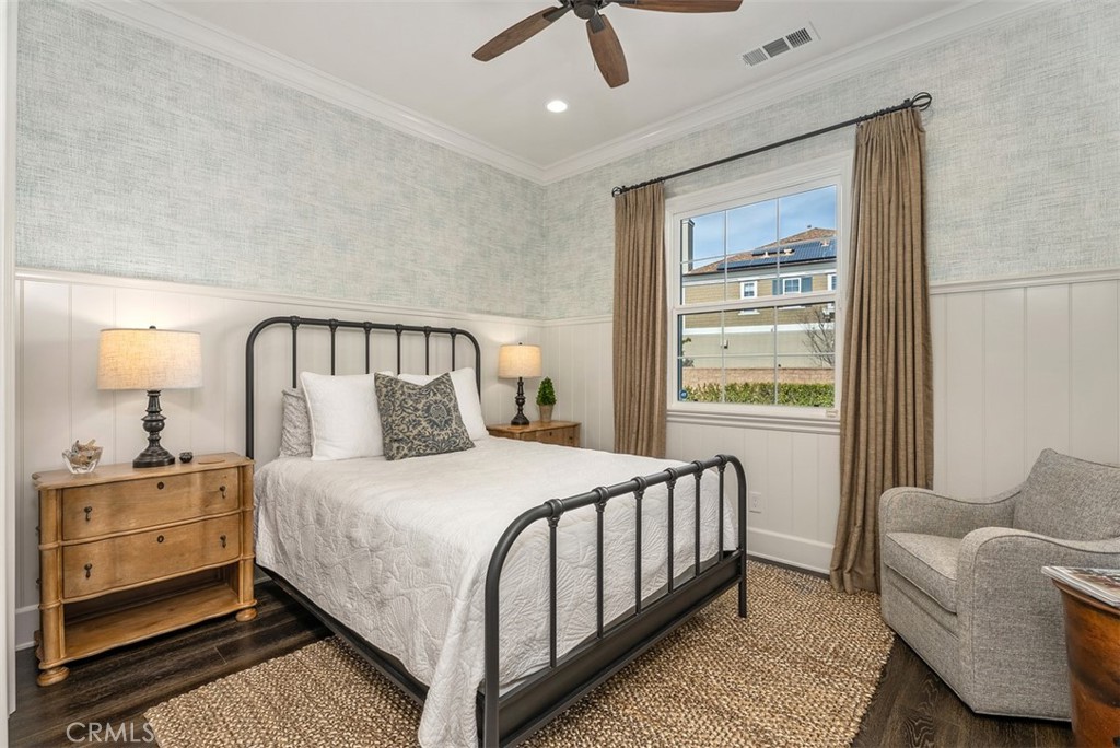 4692 Oceanridge Drive