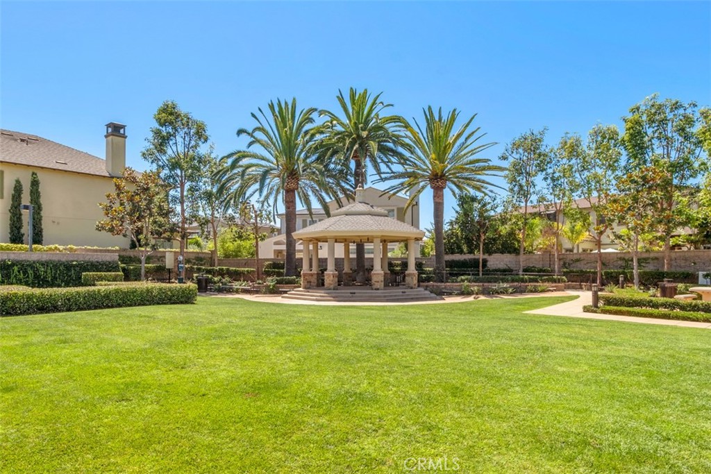 4692 Oceanridge Drive