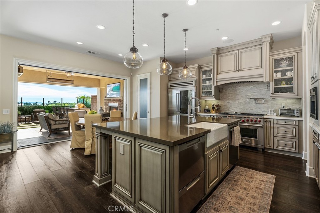 4692 Oceanridge Drive