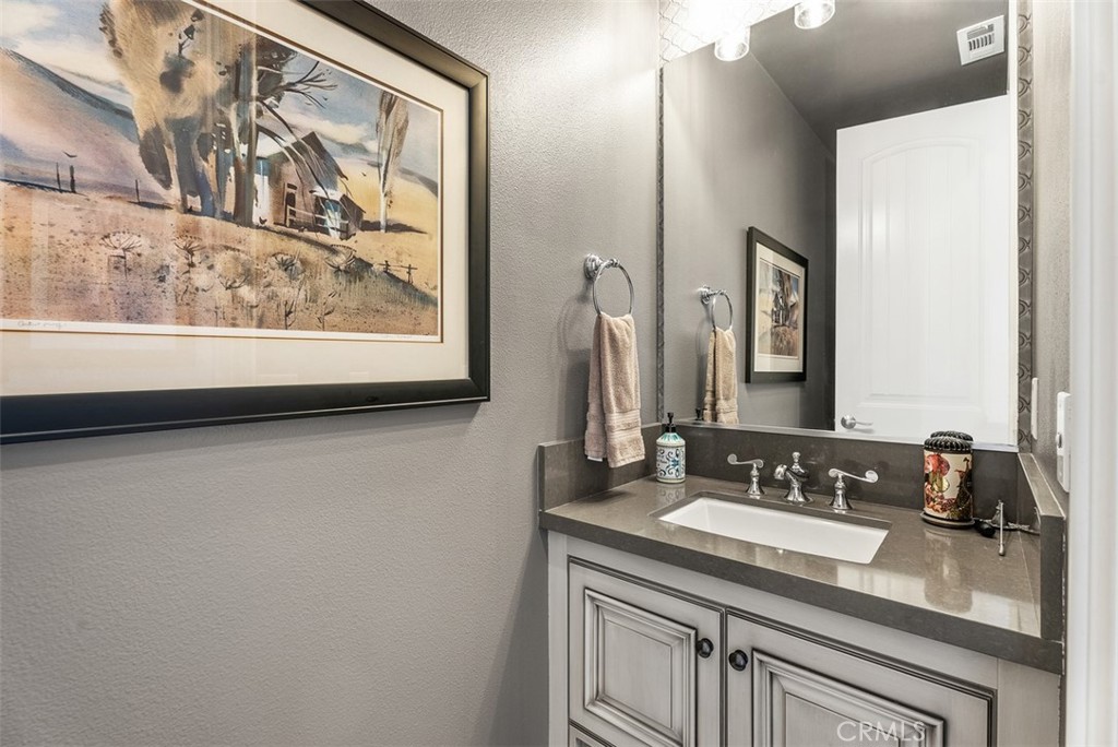 4692 Oceanridge Drive