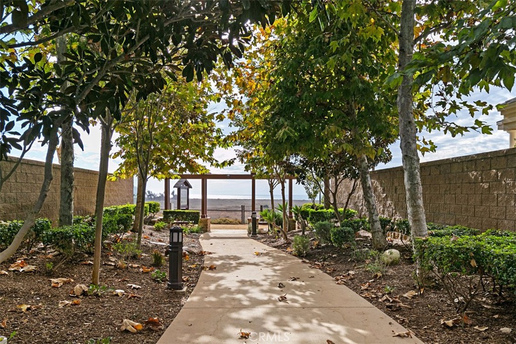 4692 Oceanridge Drive