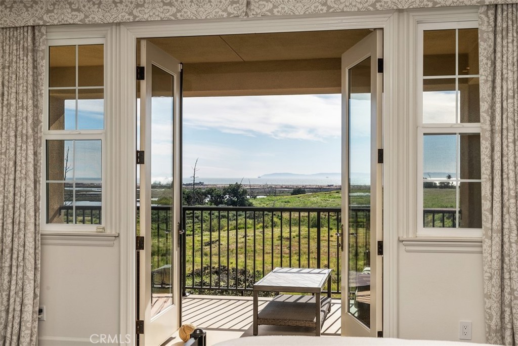 4692 Oceanridge Drive