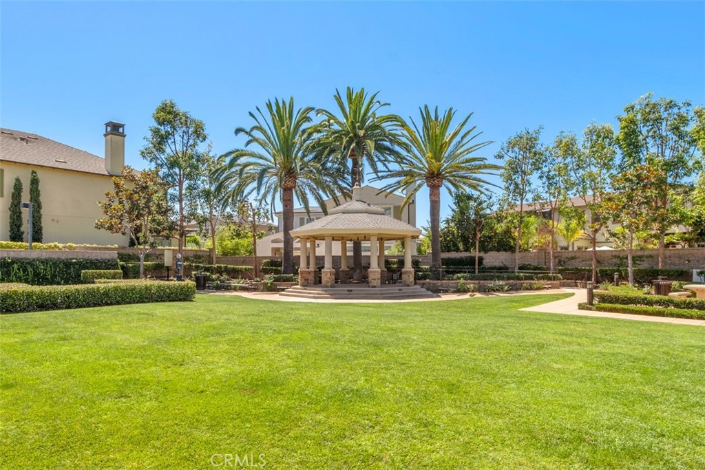 4692 Oceanridge Drive