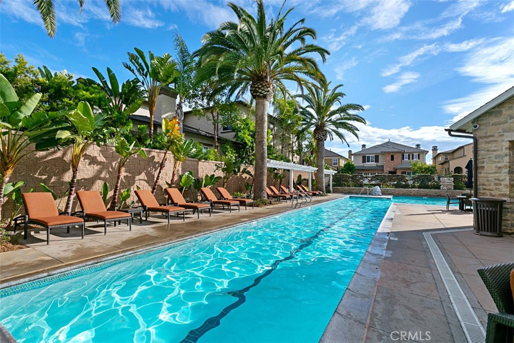 4692 Oceanridge Drive