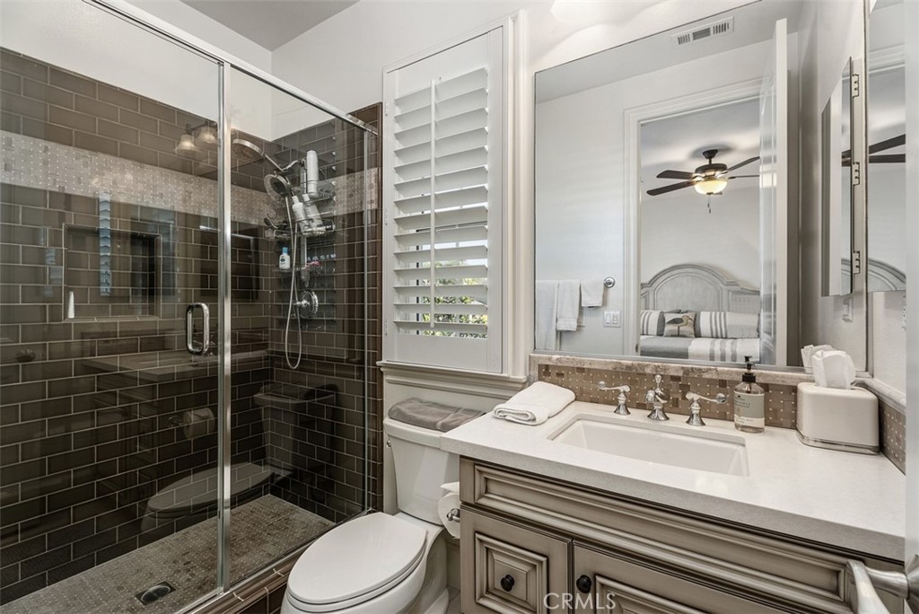 4692 Oceanridge Drive