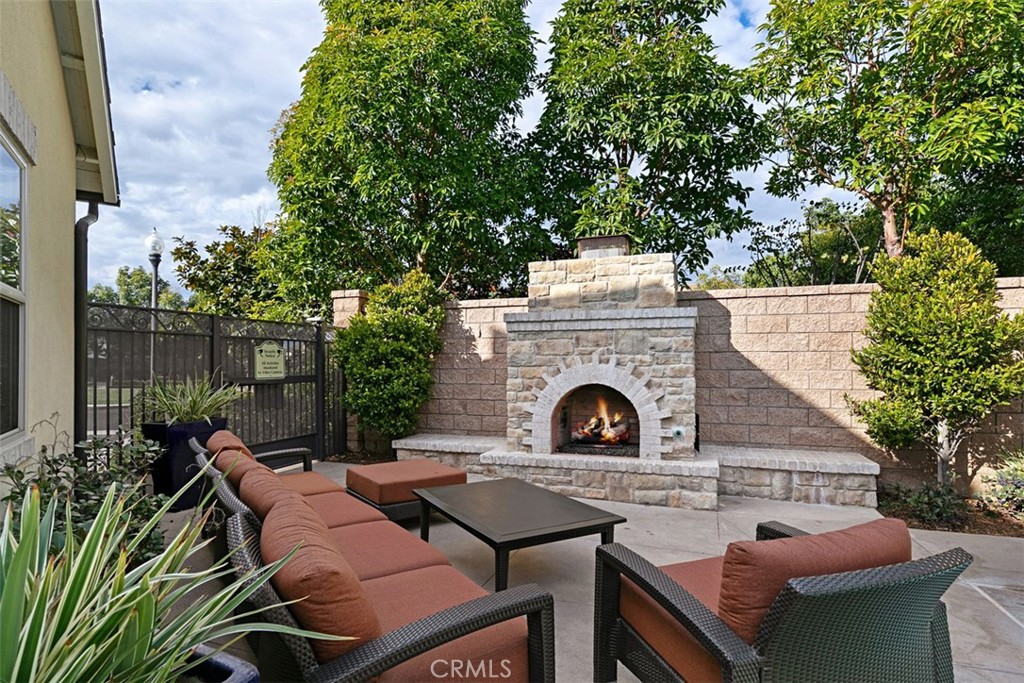 4692 Oceanridge Drive