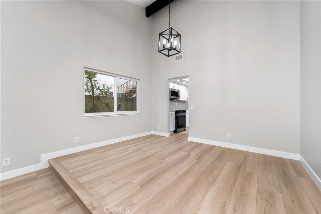 9374 Fleetwood Street