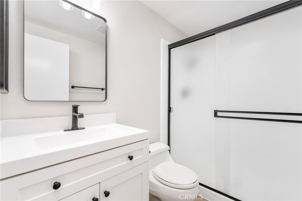 9374 Fleetwood Street