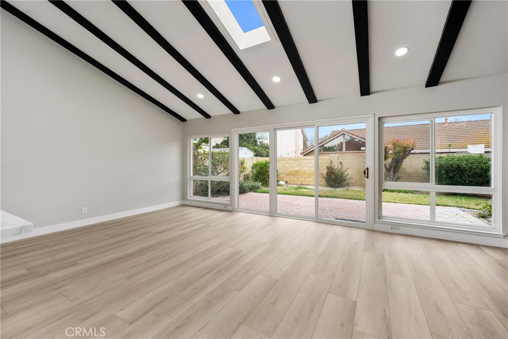 9374 Fleetwood Street