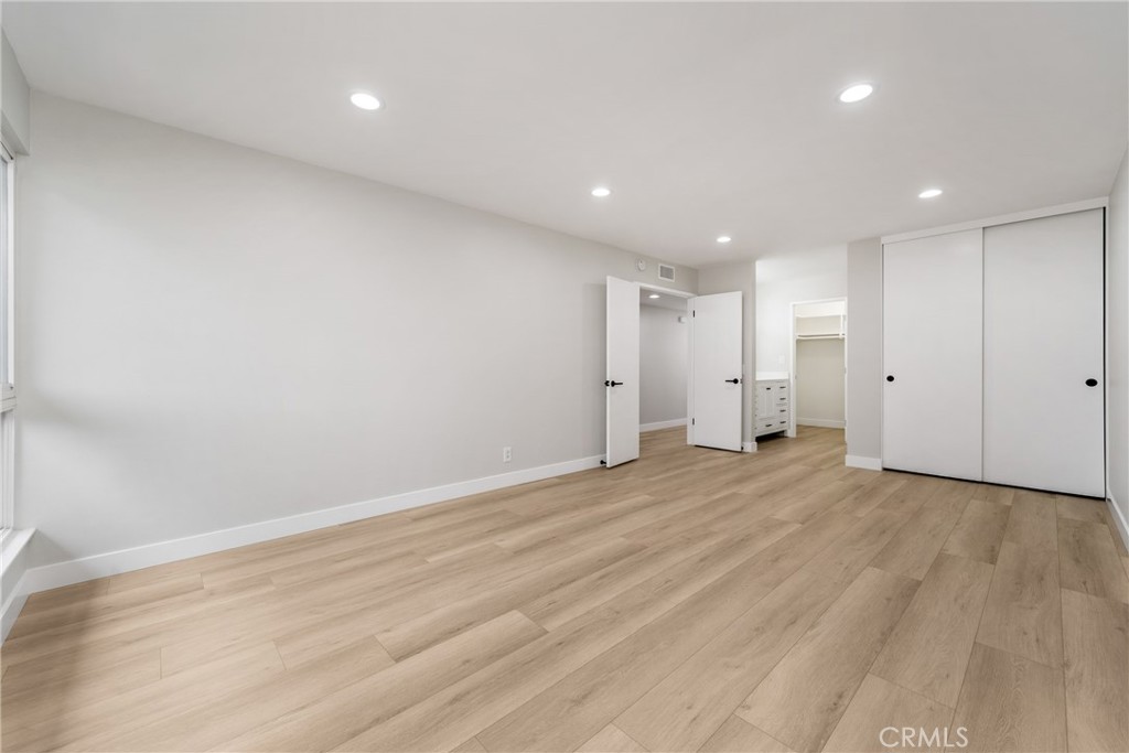 9374 Fleetwood Street