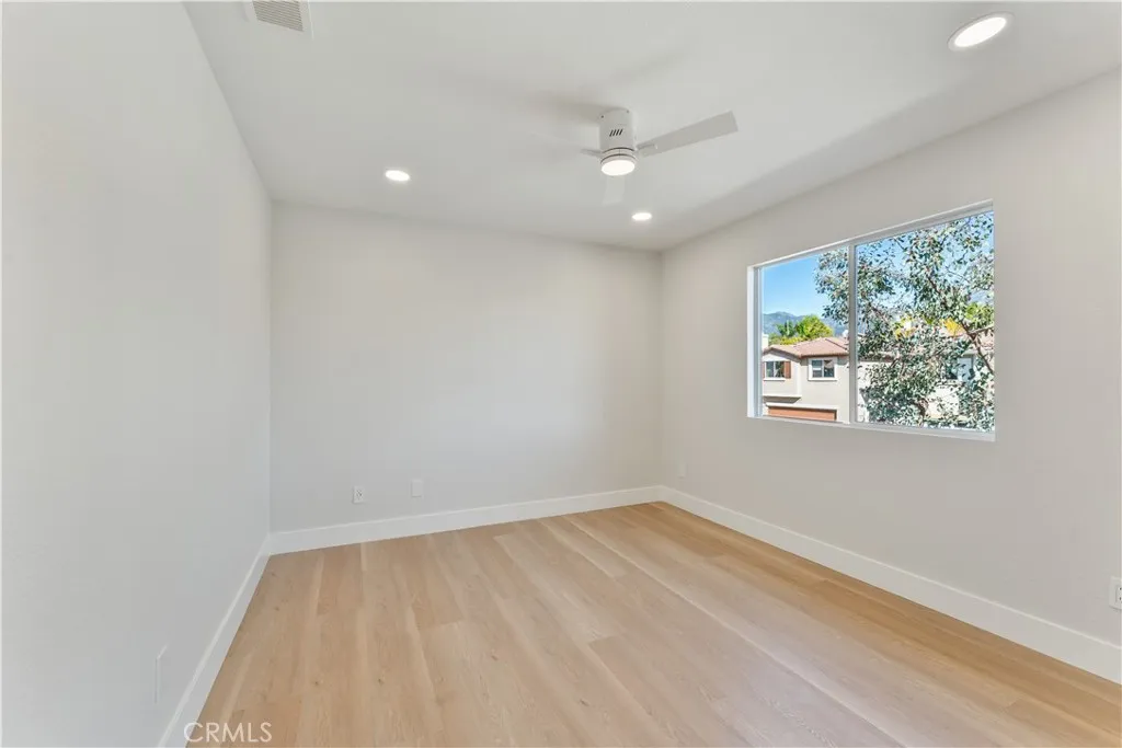 27 Feldspar Way