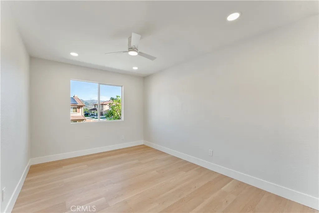 27 Feldspar Way