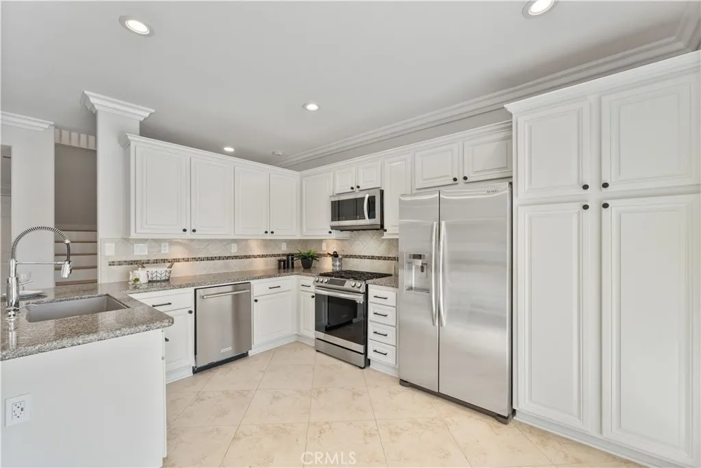 27 Feldspar Way