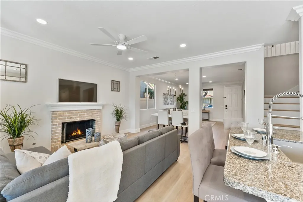 27 Feldspar Way