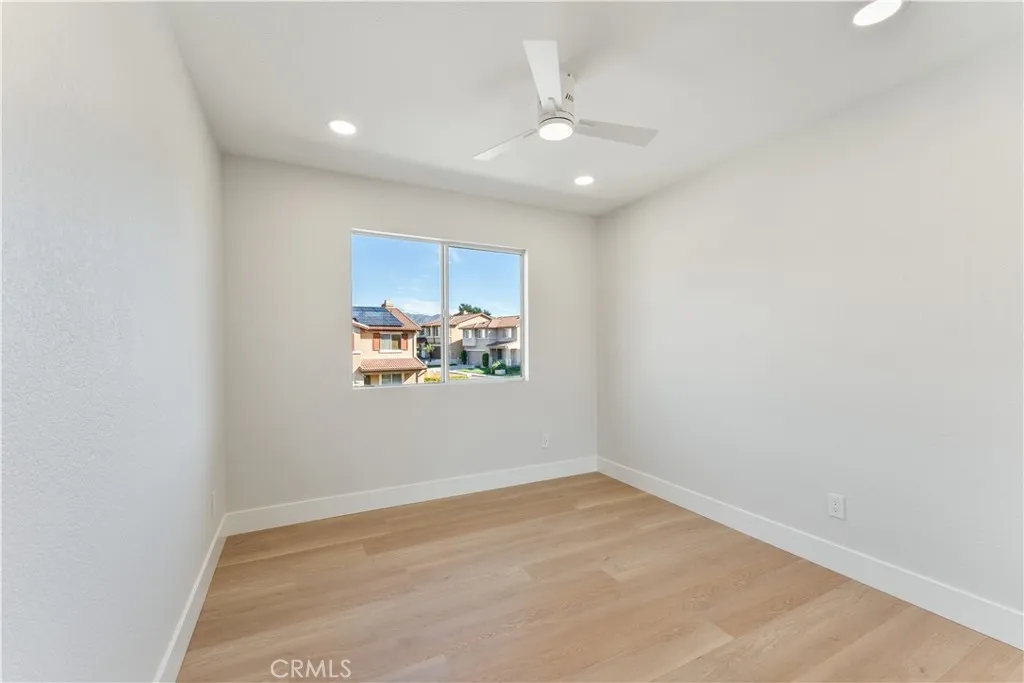 27 Feldspar Way