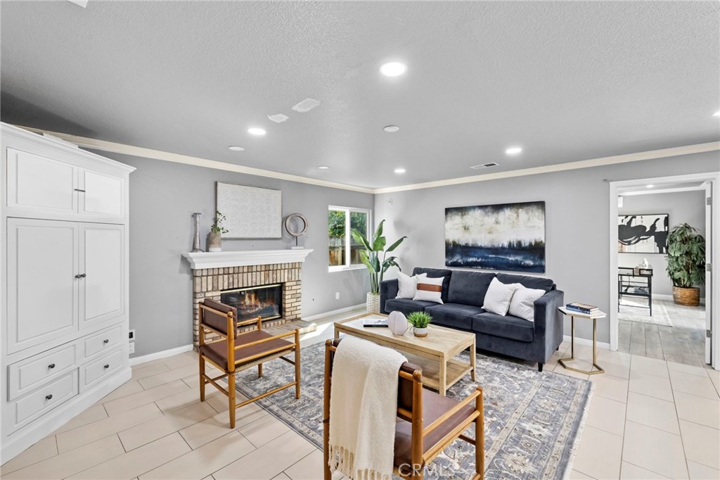 74 Linhaven