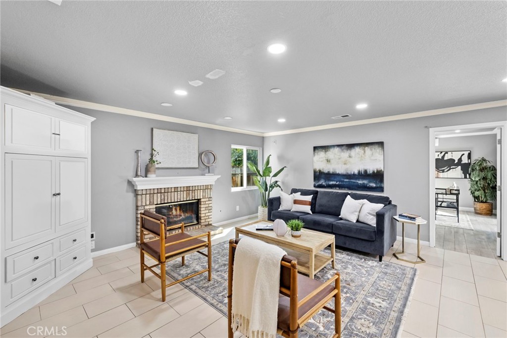 74 Linhaven