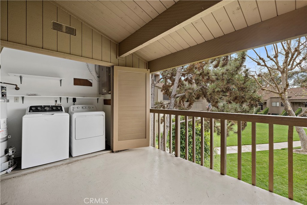 31383 E Nine Dr #64B