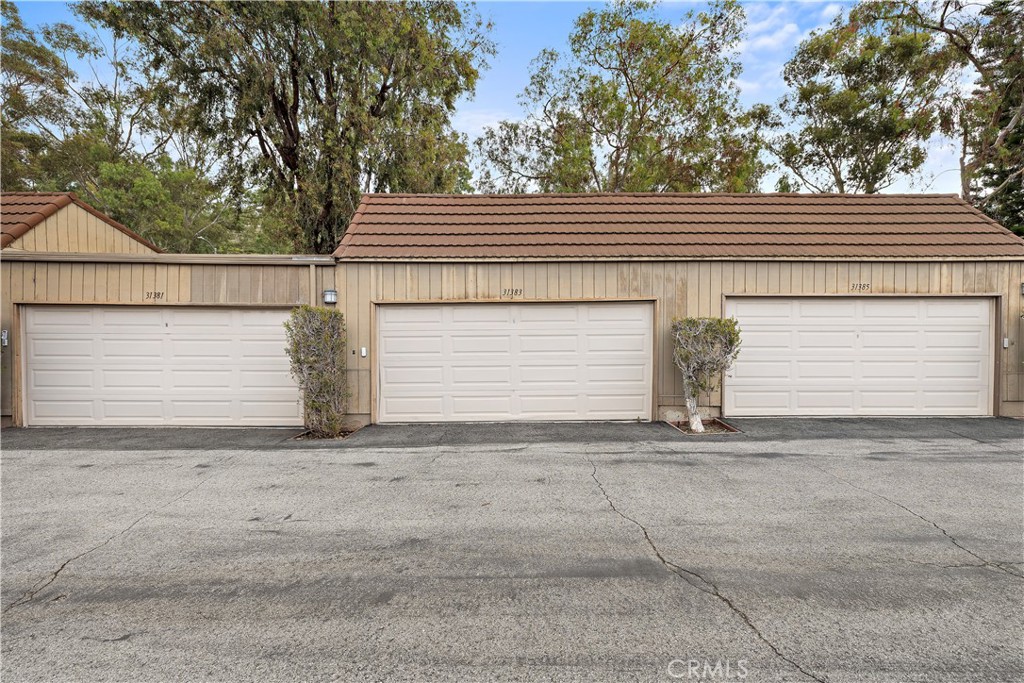 31383 E Nine Dr #64B