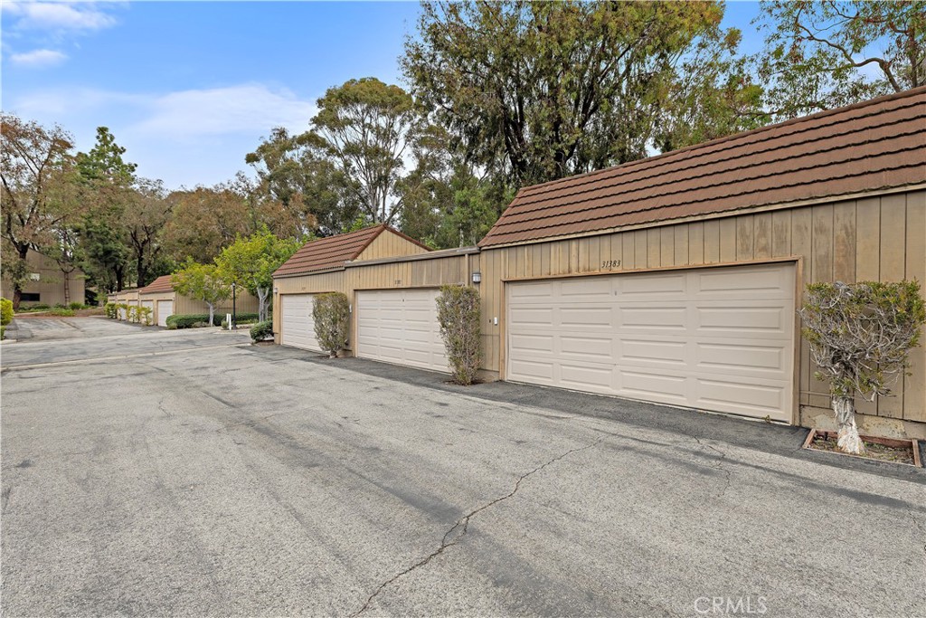 31383 E Nine Dr #64B