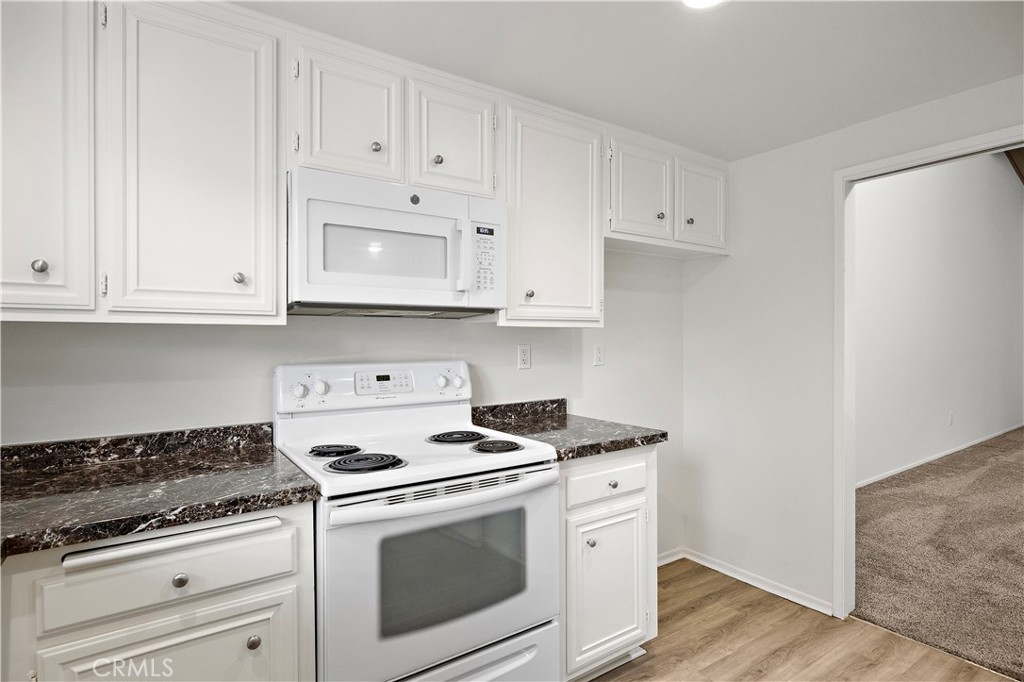 31383 E Nine Dr #64B