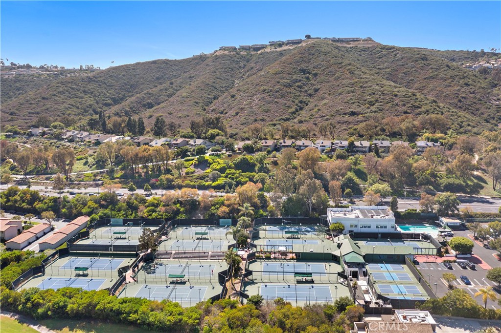 31383 E Nine Dr #64B