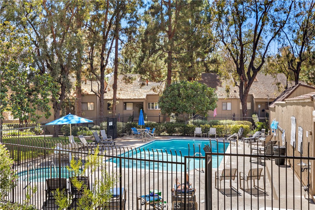 31383 E Nine Dr #64B