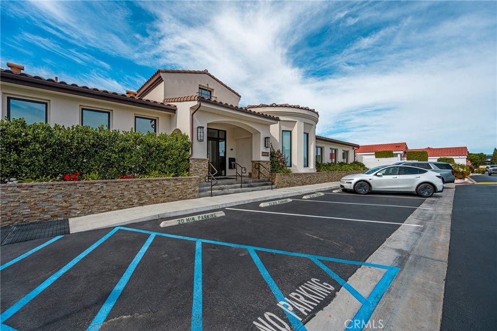 23301 Ridge Route Dr 56