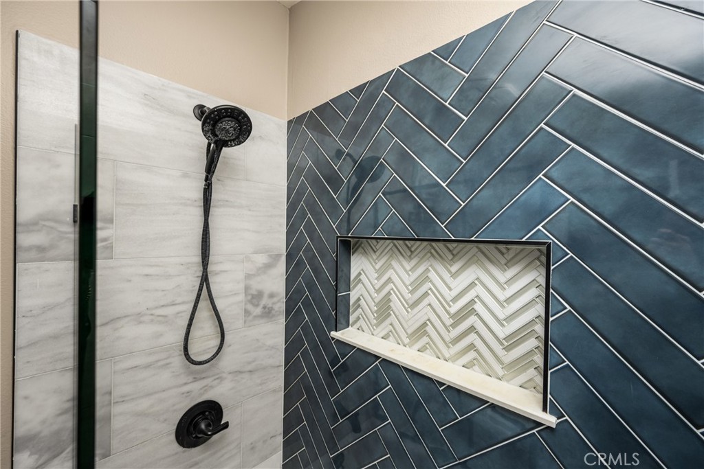 23301 Ridge Route Dr 56