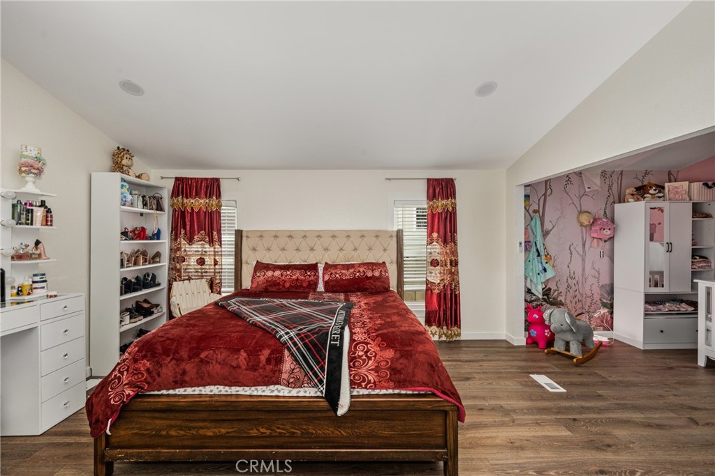 23301 Ridge Route Dr 56