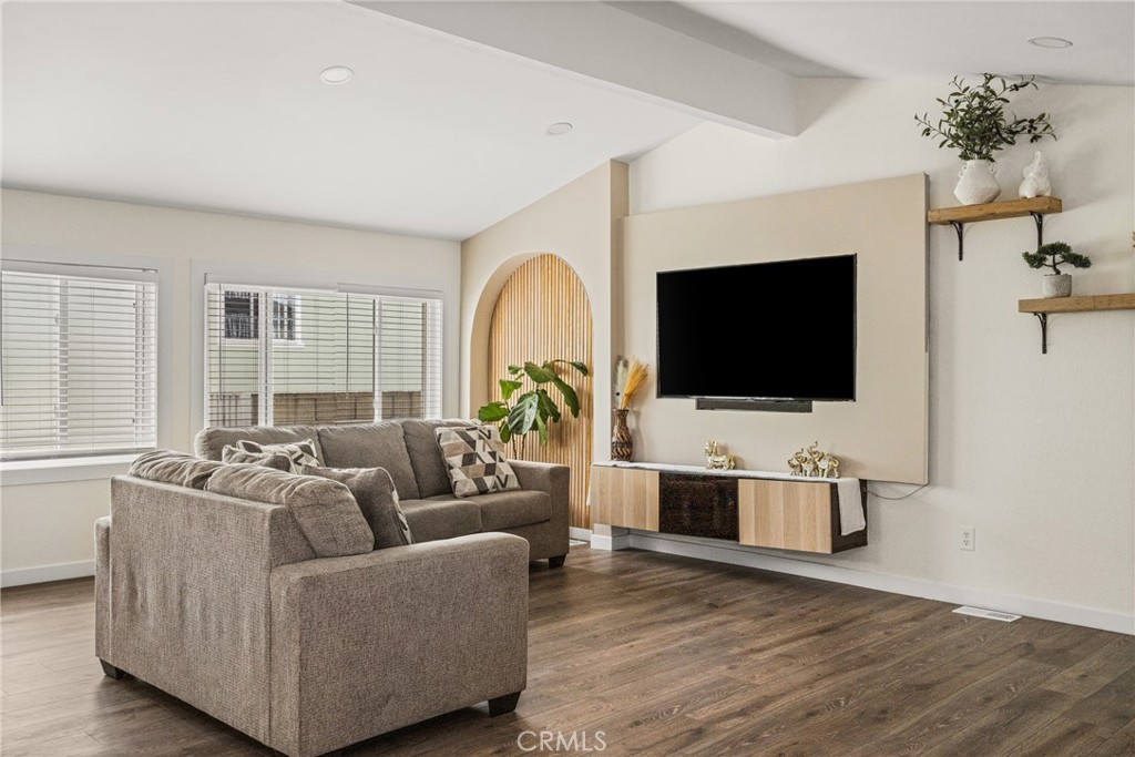 23301 Ridge Route Dr 56