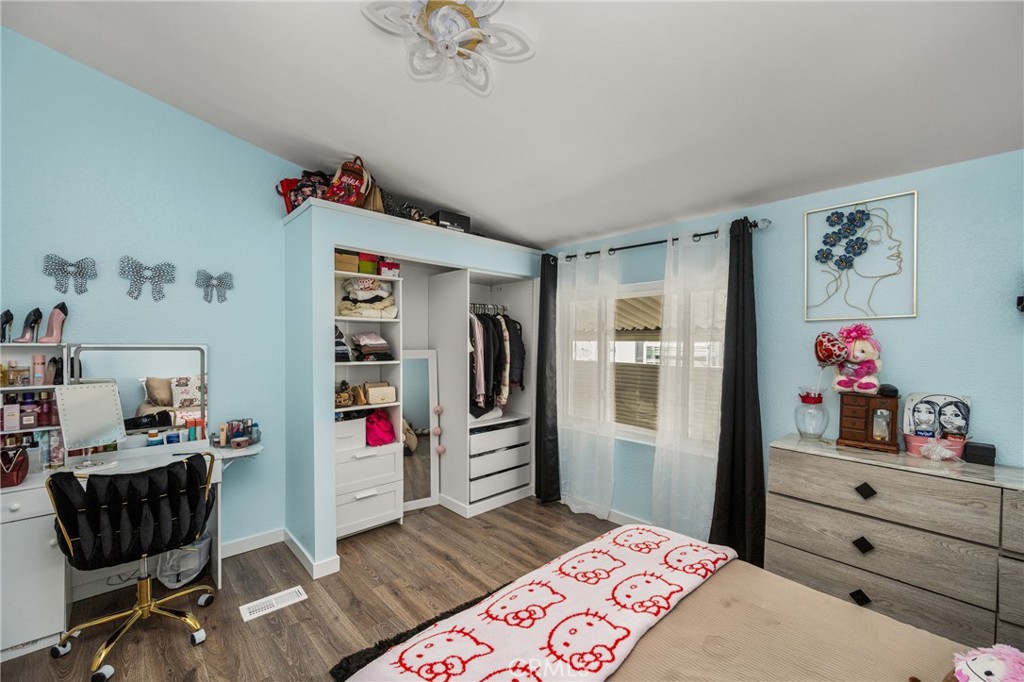 23301 Ridge Route Dr 56