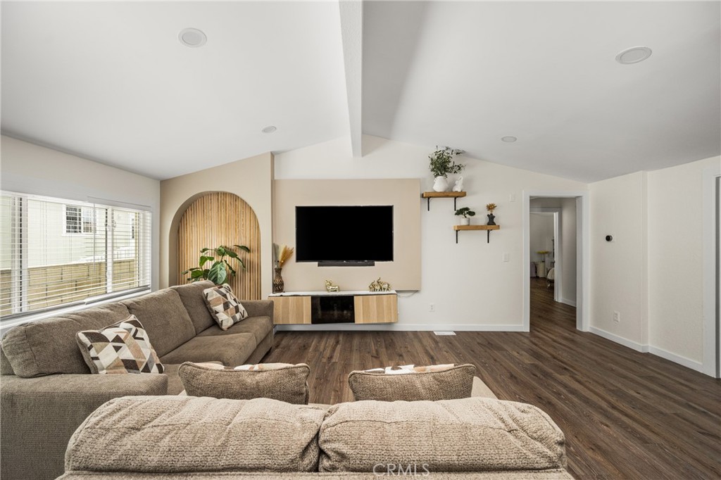 23301 Ridge Route Dr 56