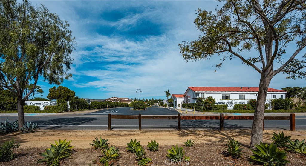 23301 Ridge Route Dr 56