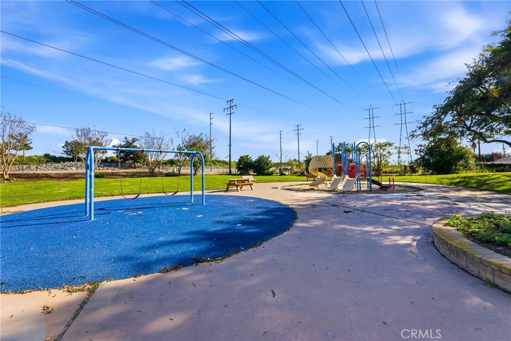 19562 Aragon Circle
