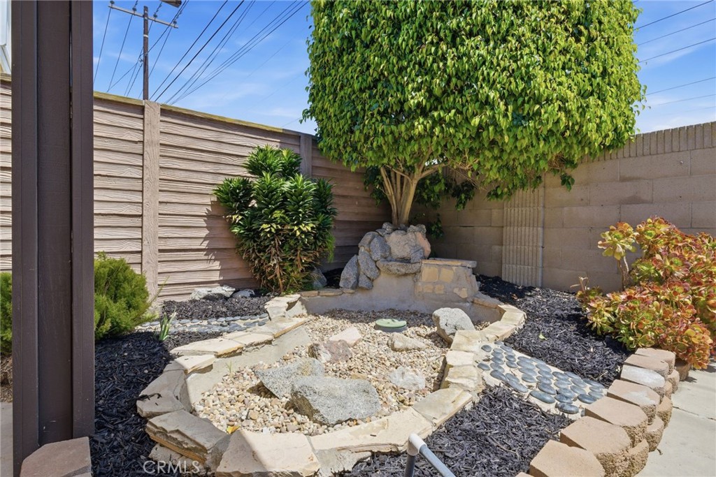 19562 Aragon Circle