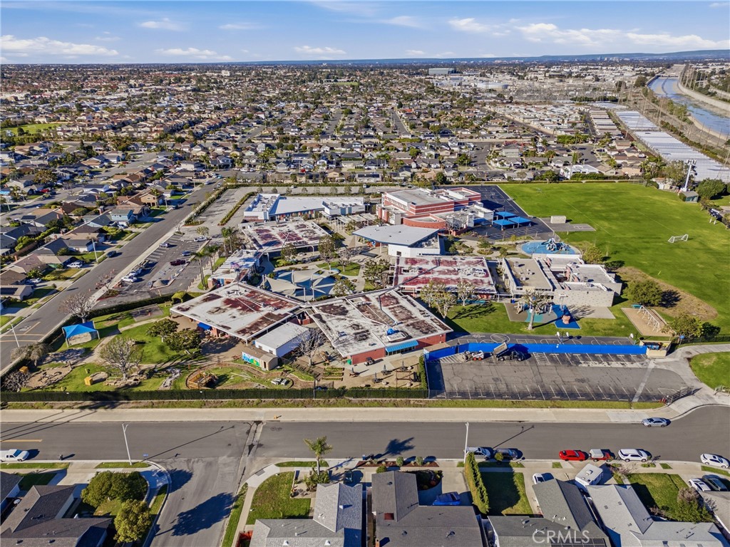 19562 Aragon Circle