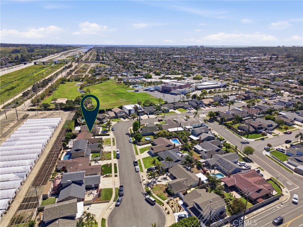 19562 Aragon Circle