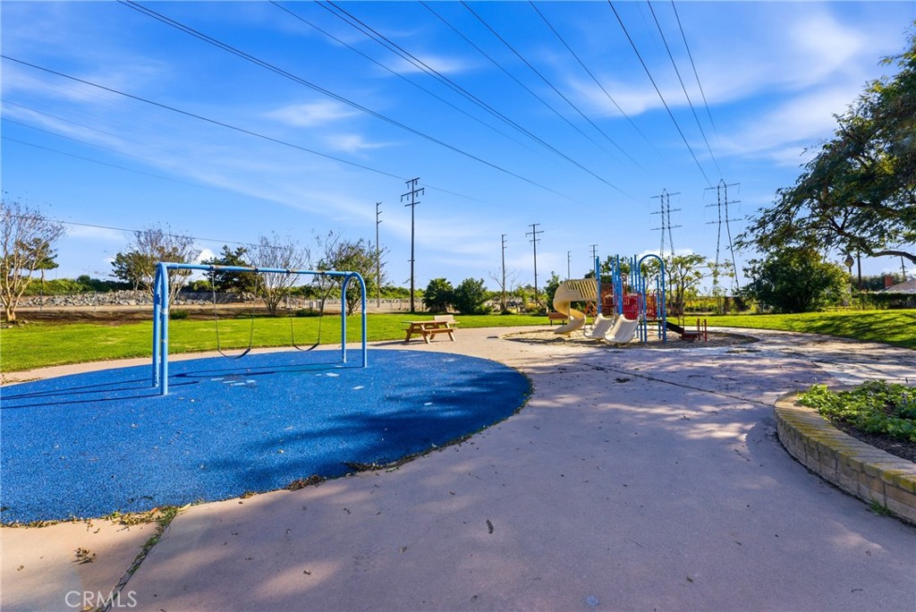 19562 Aragon Circle