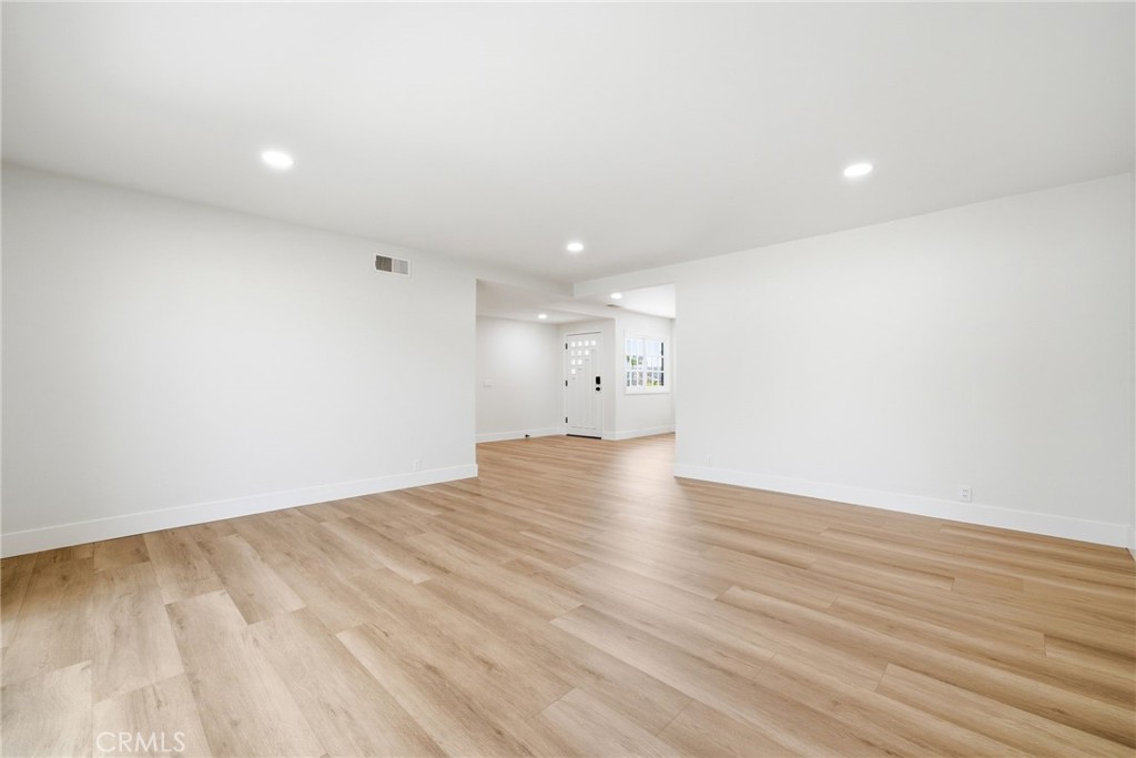 19562 Aragon Circle