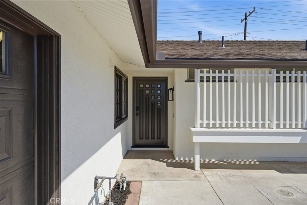 19562 Aragon Circle