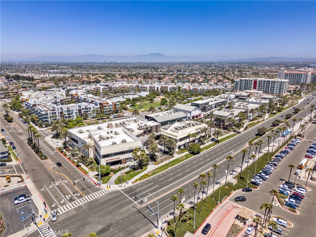 19562 Aragon Circle
