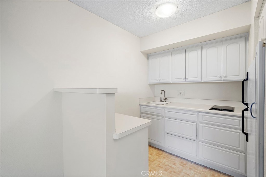 24055 Paseo Del Lago