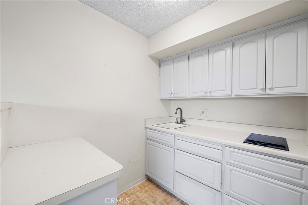 24055 Paseo Del Lago
