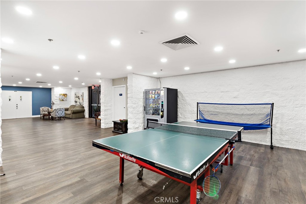 24055 Paseo Del Lago