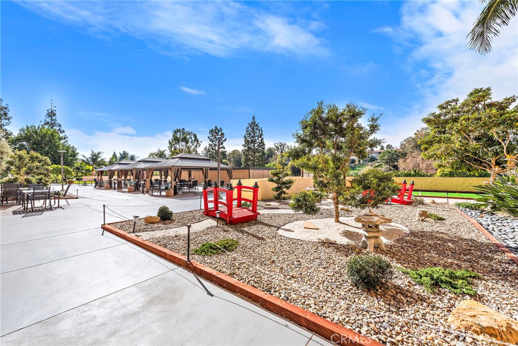 24055 Paseo Del Lago