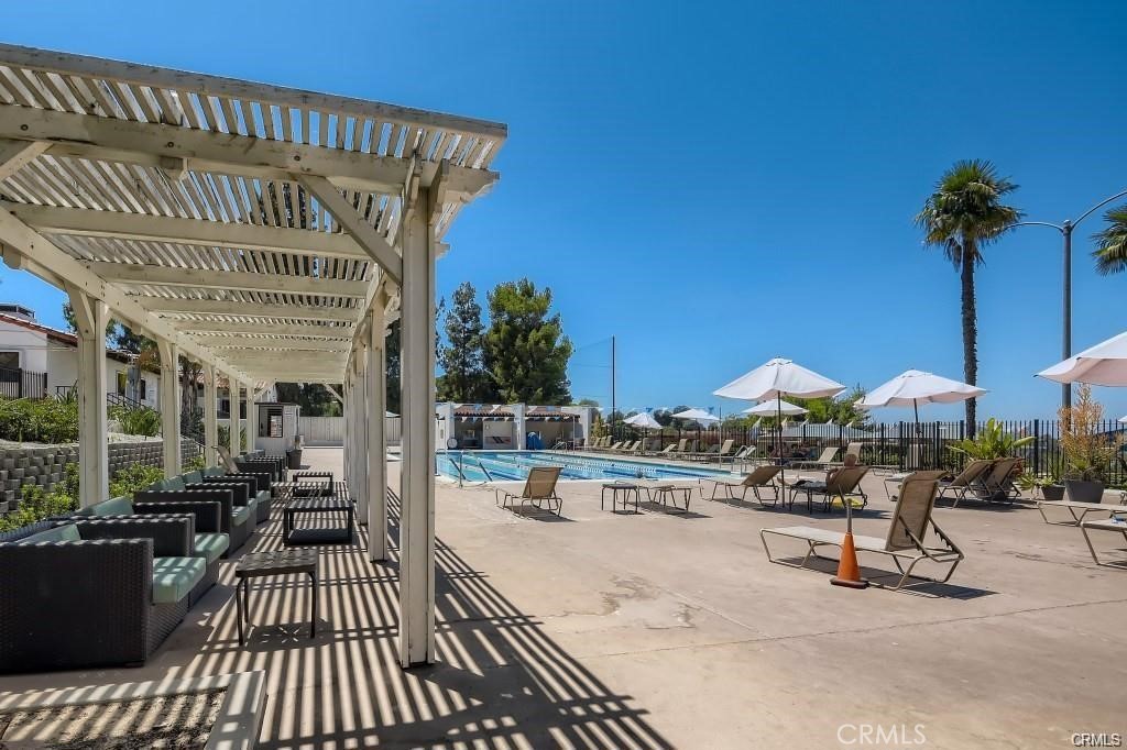 24055 Paseo Del Lago
