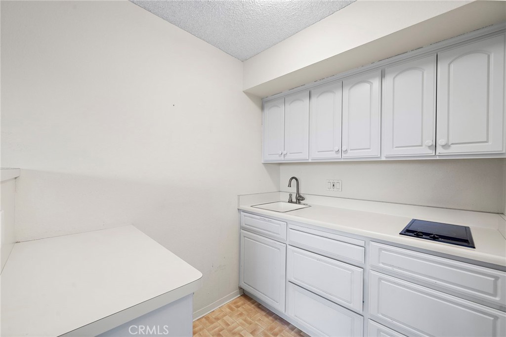 24055 Paseo Del Lago