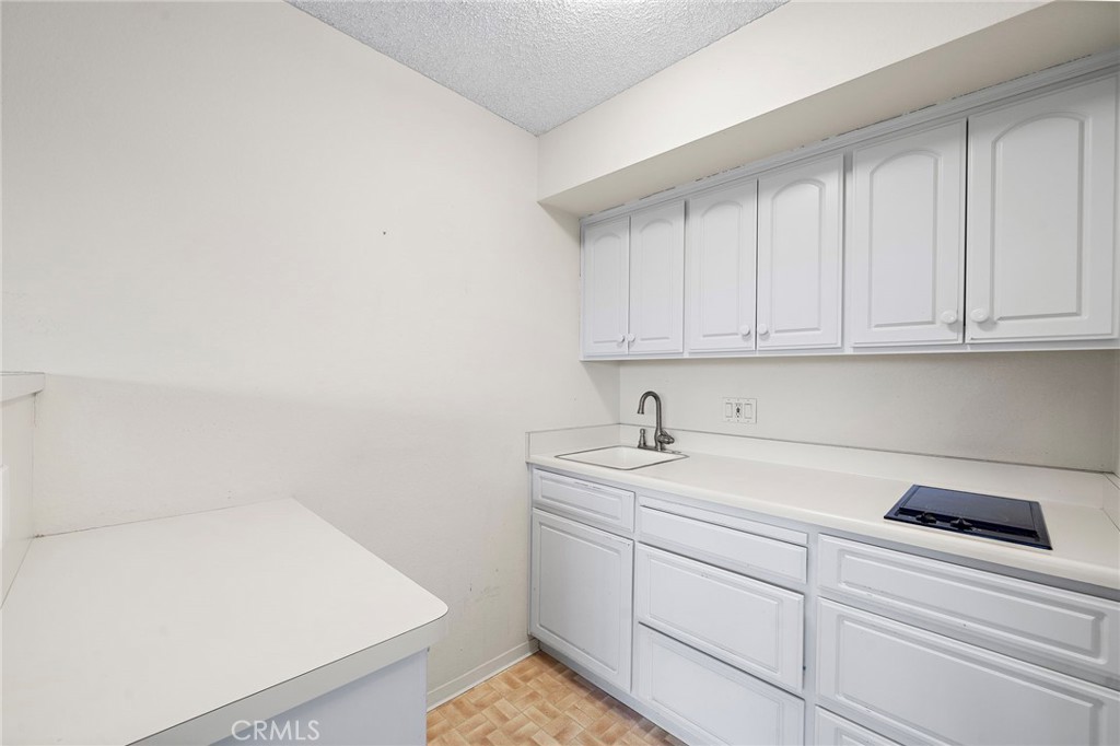 24055 Paseo Del Lago