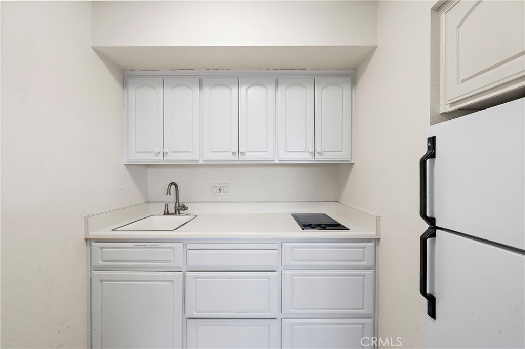 24055 Paseo Del Lago